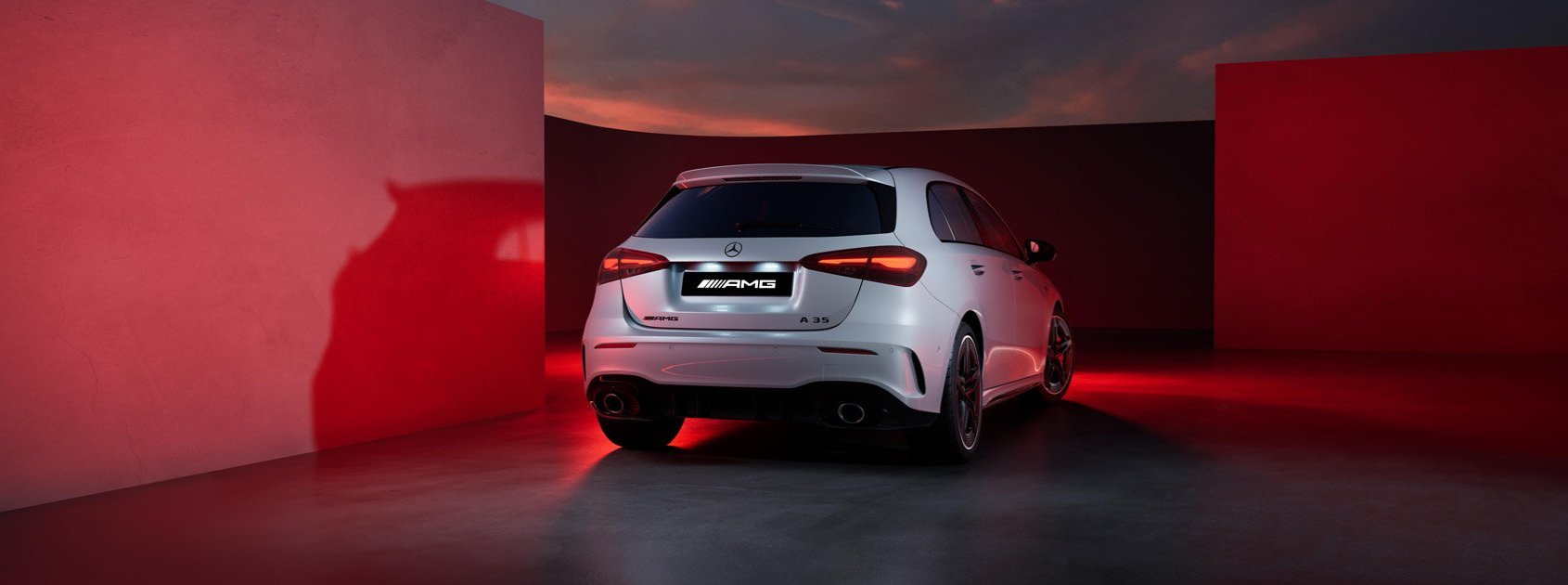 <p>Mercedes-AMG Clase A Hatchback</p>