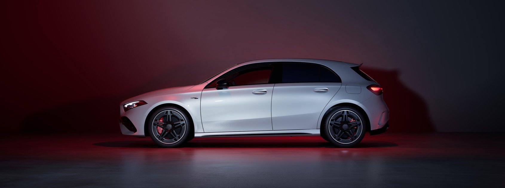 <p>Mercedes-AMG Clase A Hatchback</p>