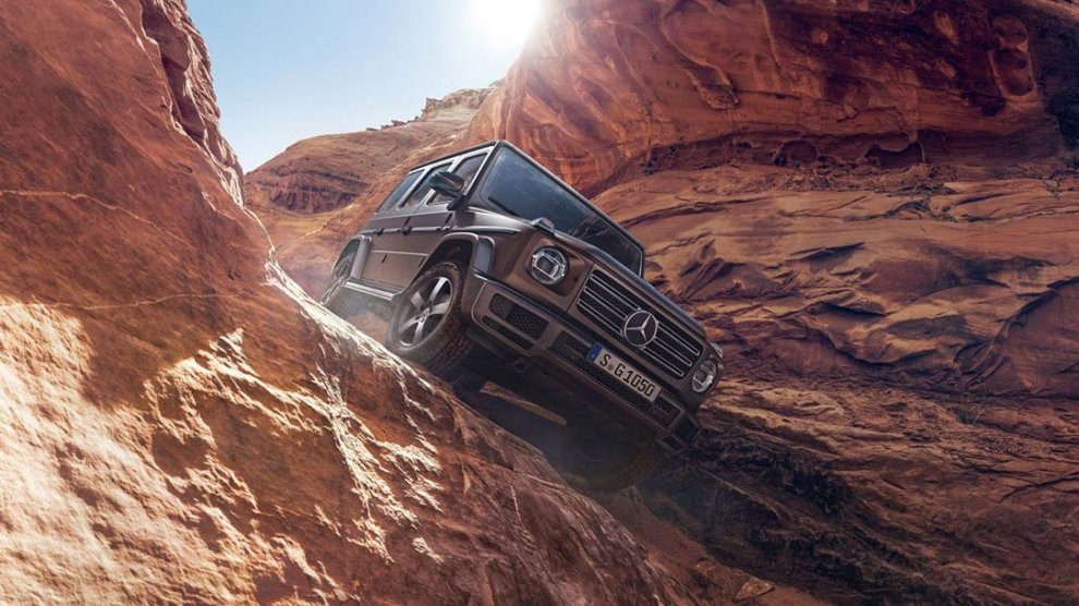 <p>Mercedes AMG Clase G 4x4 con sistema 4Matic sobre terrenos rocoso.</p>